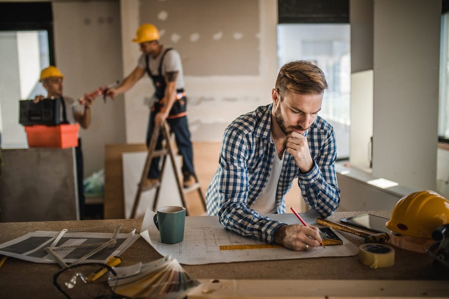DIY Vs. Hiring A Contractor