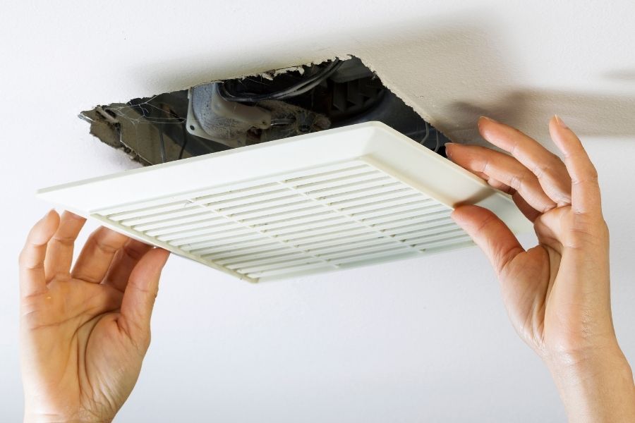 installing bathroom fan